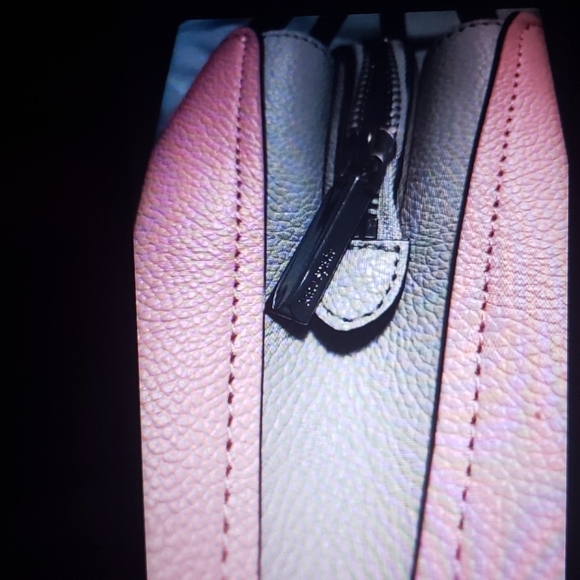 KATE SPADE MARGAUX MEDIUM SATCHEL PURSE W/ DUST BAG. Gently used a few times - Picture 6 of 8